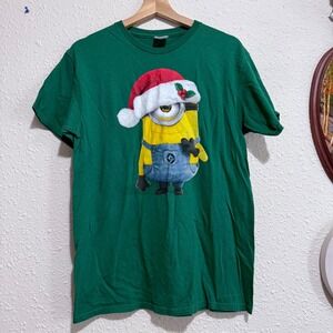 Men's‎ M Minions Santa Christmas Graphic T Shirt Green Holiday Cartoon Tee